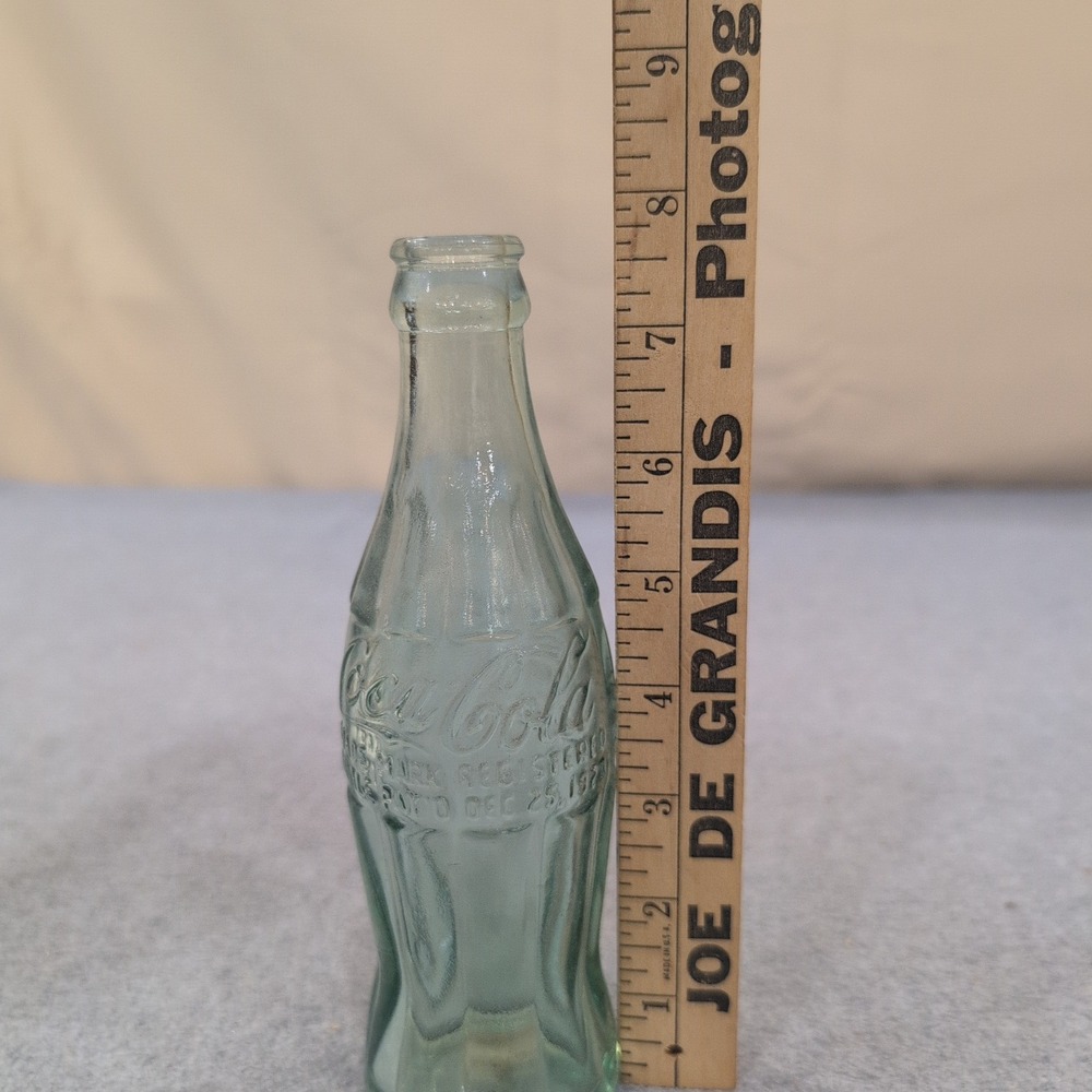 Vintage Coca-Cola Christmas 1923 Patent Glass Bottle Monroe LA Georgia Green - Picture 5 of 6
